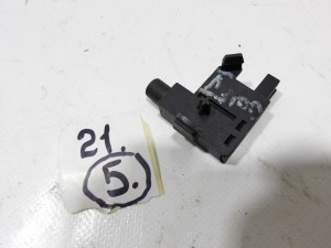 CZUJNIK HAMULCA RĘCZNEGO 1J0947561 VW TIGUAN I AUDI A3 SKODA SEAT F-VAT