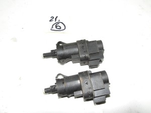CZUJNIK PEDAŁU ŚWIATEŁ STOP 3M5T-13480-AC FORD FOCUS MK2 MONDEO MK4 MAZDA VOLVO F-VAT
