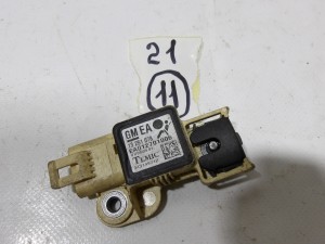 CZUJNIK UDERZENIA UDERZENIOWY 13251078 OPEL ASTRA H ZAFIRA B F-VAT