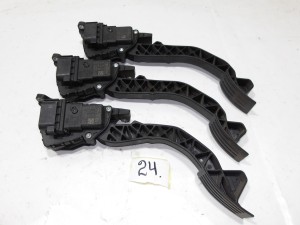 PEDAŁ POTENCJOMETR GAZU FORD FOCUS VOLVO 4M51-9F836-BH F-VAT