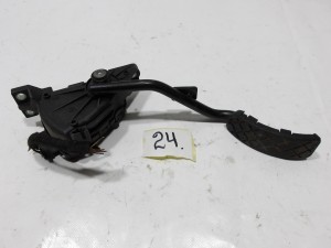 PEDAŁ POTENCJOMETR GAZU AUDI A2 VW SKODA SEAT 8Z2721523D F-VAT