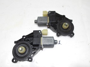 SILNICZEK SZYBY 0130822406 0130822407 FORD FIESTA MK7 F-VAT