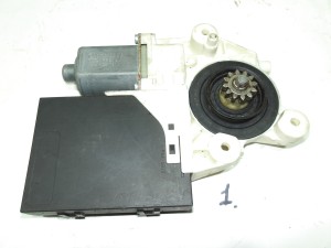 SILNICZEK SZYBY 0130822214  FORD FOCUS II MK2 F-VAT