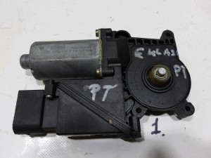 SILNICZEK PODNOSZENIA SZYBY 2108205442 MERCEDES W210 F-VAT
