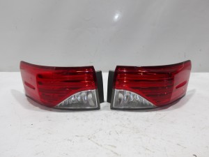 LAMPA LEWA  TYŁ TYLNA TOYOTA AVENSIS T27 KOMBI LIFT F-VAT