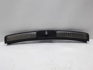 OSŁONA MASKOWNICA PASA TYŁ TYLNEGO PROGU 58387-05110 TOYOTA AVENSIS T27 KOMBI F-VAT