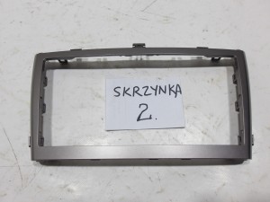 OSŁONA RAMKA RADIA 55405-05240 TOYOTA AVENSIS T27 EUROPA F-VAT