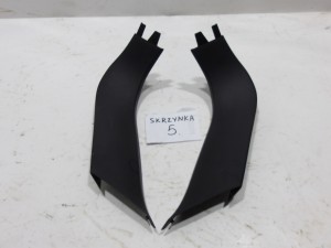 OSŁONA MASKOWNICA KLAPY BAGAŻNIKA 67938-05030 67937-05030 TOYOTA AVENSIS T27 KOMBI F-VAT