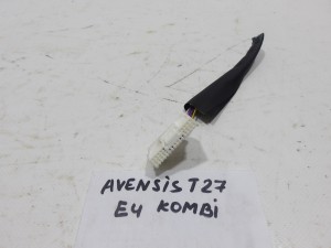 WTYCZKA KOSTKA STEROWNIKA MODUŁU SMART KEY TOYOTA AVENSIS T27 F-VAT