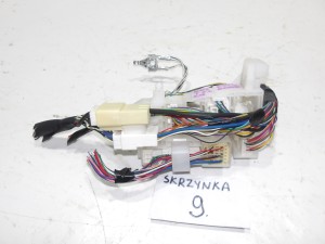 WTYCZKA KOSTKA SKRZYNKI ELEKTRYCZNEJ WIĄZKA KOMPLET TOYOTA AVENSIS T27 F-VAT