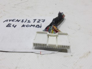 WTYCZKA KOSTKA MODUŁU STEROWNIKA LAMP TOYOTA AVENSIS T27 F-VAT