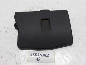 OBUDOWA POKRYWA SKRZYNKI BEZPIECZNIKÓW 82662-05200 TOYOTA AVENSIS T27 F-VAT
