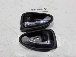 KLAMKA WEWNĘTRZNA PRZÓD LEWA PRAWA 69205-05051 69206-05051 TOYOTA AVENSIS T27 F-VAT