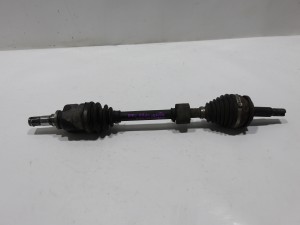 PÓŁOŚ LEWA PRZÓD PRZEDNIA TOYOTA AVENSIS T27 1.8 VALVEMATIC F-VAT