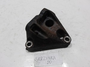 ŁAPA WSPORNIK SILNIKA TOYOTA AVENSIS T27 1.6 1.8 VALVEMATIC F-VAT
