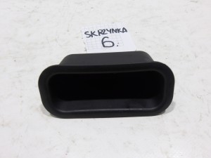 WKŁAD SCHOWEK 69212-02070 TOYOTA VERSO F-VAT
