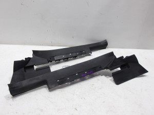OSŁONA MASKOWNICA PROGU TYŁ TYLNA LEWA PRAWA 67917-0F020 67918-0F020 TOYOTA VERSO F-VAT