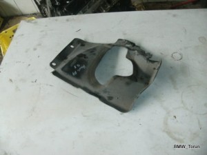 OSŁONA MASKOWNICA WLOT 1.6 AUDI A4 PASSAT B5