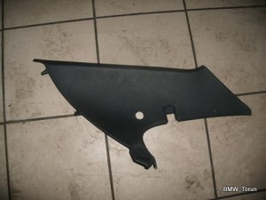 OSŁONA SŁUPKA PTYŁ M-PAKIET LEWA COMPACT E36