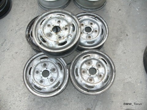 5061710884