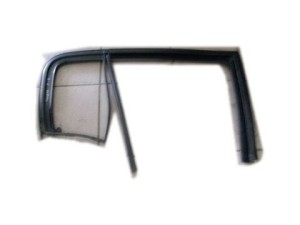 USZCZELKA PROWADNICA SZYBY TYŁ PRAWA 5D MEGANE II
