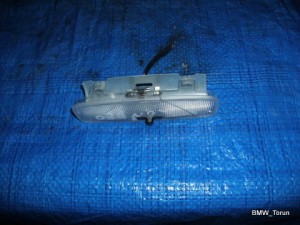 LAMPKA OSWIETLENIE KABINY MONDEO MK3