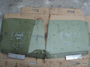 SZYBA BOCZNA DRZWI TYŁ LEWA PRAWA BMW E36 SEDAN