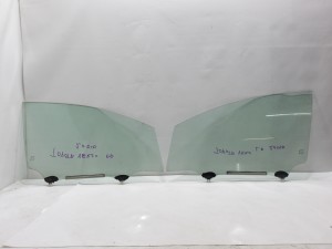 SZYBA DRZWI LEWA PRAWA PRZÓD PRZEDNIA TOYOTA VERSO F-VAT