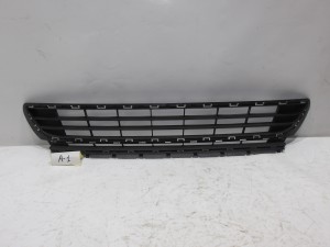 KRATKA ŚRODKOWA ZDERZAKA 5G0853677  VW GOLF 7 VII A1 F-VAT