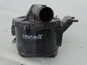 OBUDOWA FILTRA POWIETRZA PEUGEOT PARTNER 1 I BERLINGO 1.9D F-VAT