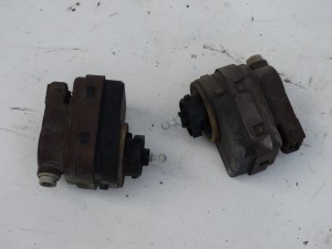 SILNICZEK REGULACJI LAMPY PEUGEOT PARTNER I CITROEN BERLINGO F-VAT