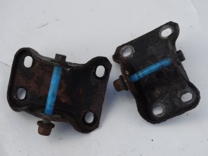 UCHWYT WSPORNIK BELKI ZAWIESZENIA FORD FIESTA III MK3 F-VAT