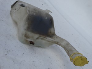 ZBIORNIK ZBIORNICZEK PŁYNU SPRYSKIWACZY FORD FIESTA III MK3 F-VAT
