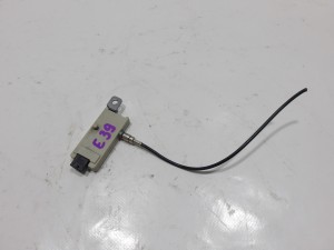WZMACNIACZ ANTENY ANTENOWY 8368886 BMW E38 E39 F-VAT