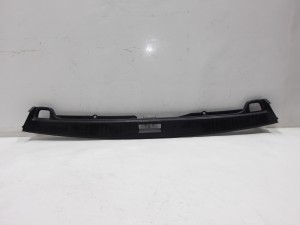 OSŁONA MASKOWNICA PASA TYŁ TYLNA PROGU BAGAŻNIKA 8185232 BMW E39 KOMBI F-VAT