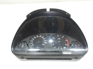 LICZNIK ZEGARY 6906122 BMW E39 3.0D AUTOMAT F-VAT