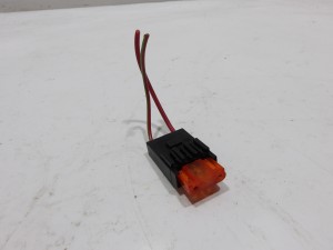 WTYCZKA KOSTKA GNIAZDO BEZPIECZNIKA 8367144 BMW E38 E39 E46 E53 F-VAT