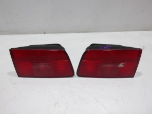 LAMPA W KLAPE LEWA PRAWA TYŁ 8361674 8361673 BMW E39 KOMBI F-VAT