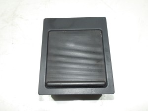 SCHOWEK ROLETKA KONSOLI 8159698 BMW E39 F-VAT