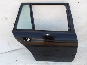DRZWI PRAWE TYŁ TYLNE BMW E39 KOMBI SCHWARZ II X2 F-VAT