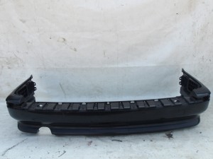 ZDERZAK TYŁ TYLNY BMW E39 KOMBI SCHWARZ II F-VAT