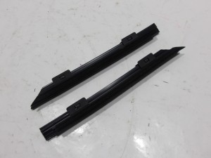 LISTWA USZCZELKA SZYBY DRZWI TYŁ TYLNA LEWA PRAWA 8217797 8217798 BMW E39 KOMBI F-VAT