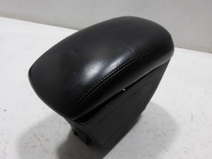 PODŁOKIETNIK CITROEN C4 I F-VAT