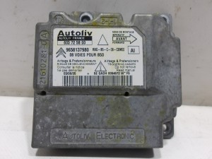 MODUŁ SENSOR PODUSZEK AIRBAG 9658137980 CITROEN C4 F-VAT