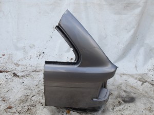 BŁOTNIK LEWY TYŁ TYLNY ĆWIARTKA LEWA WNĘKA LAMPY BMW E39 KOMBI F-VAT