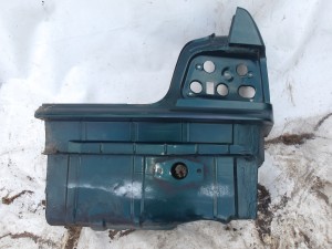 BŁOTNIK PRAWY TYŁ TYLYN ĆWIARTKA PRAWA NAROŻNIK WNĘKA LAMPY BMW E36 SEDAN F-VAT