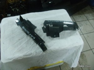 LISTWA HOKEJ LAMPY TYŁ P BLACKSAPHIRE COMPACT E46
