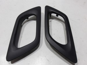 RAMKA OSŁONA KLAMKI WEWNĘTRZNEJ LEWA PRAWA CITROEN C4 I 3D F-VAT
