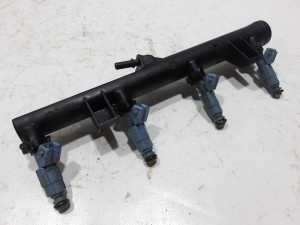 LISTWA WTRYSKOWA WTRYSKIWACZ 9628084680 CITROEN C4 I 2.0 16V A4 F-VAT