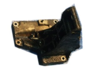 ŁAPA MOCOWANIE WSPORNIK L 4.0 4.4 TU V8 BMW E38